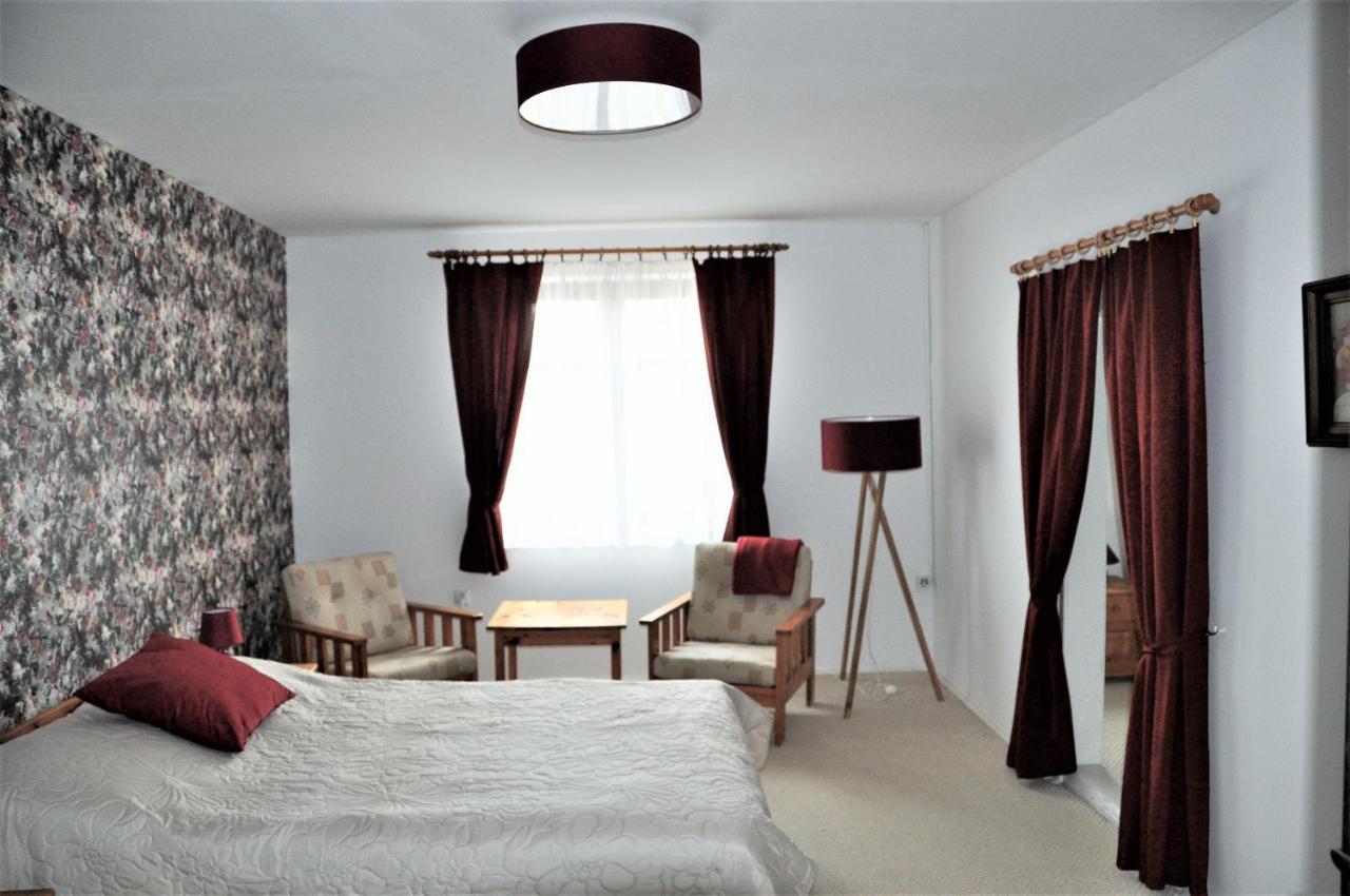 Folwark Goscino-Dwor Bed and Breakfast Εξωτερικό φωτογραφία