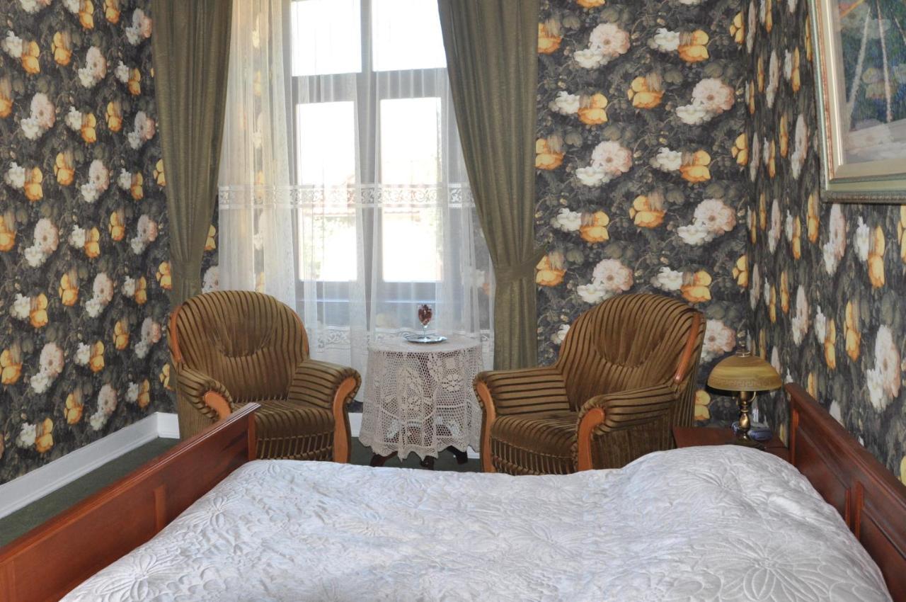 Folwark Goscino-Dwor Bed and Breakfast Δωμάτιο φωτογραφία