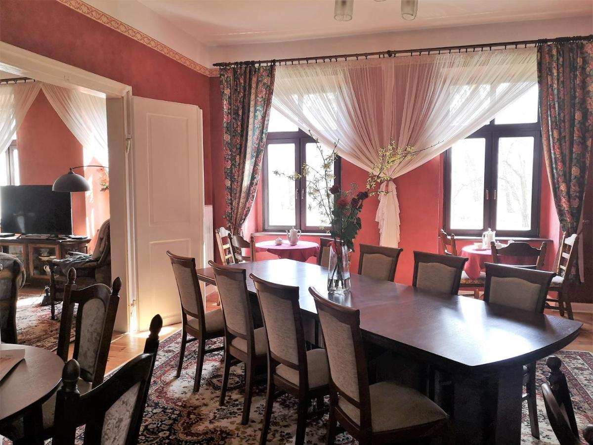Folwark Goscino-Dwor Bed and Breakfast Εξωτερικό φωτογραφία